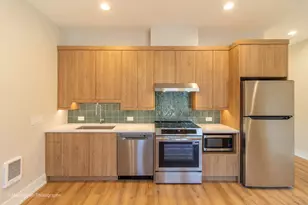 6749 S Langley Ave, Chicago, IL 60637 - Photo 5