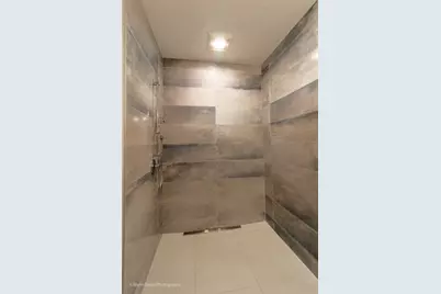 6749 S Langley Avenue #B, Chicago, IL 60637 - Photo 9