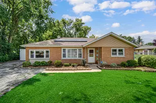 7529 W 103rd St, Palos Hills, IL 60465 - Photo 1