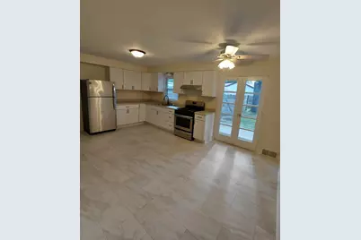 2116 Walnut Street, Waukegan, IL 60087 - Photo 3