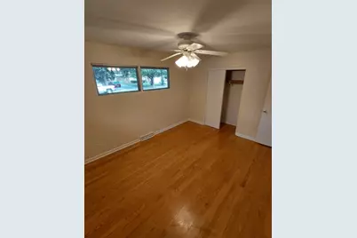 2116 Walnut Street, Waukegan, IL 60087 - Photo 5
