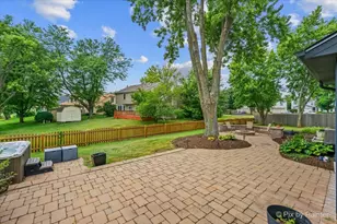 1837 Princeton Cir, Naperville, IL 60565 - Photo 29