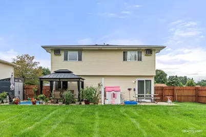 1153-1155 Burgundy Lane, Aurora, IL 60505 - Photo 13