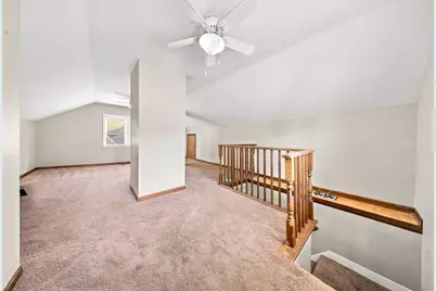 30 S Commonwealth Avenue, Elgin, IL 60123 - Photo 17