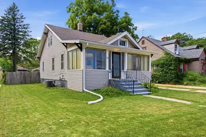 30 S Commonwealth Avenue, Elgin, IL 60123 - Photo 27