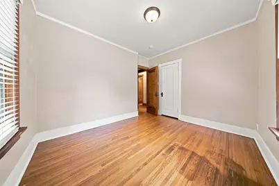 30 S Commonwealth Avenue, Elgin, IL 60123 - Photo 13