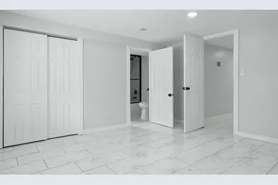 7010 S Paulina Street, Chicago, IL 60636 - Photo 17