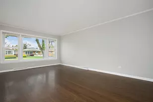14341 Dobson Ave, Dolton, IL 60419 - Photo 7