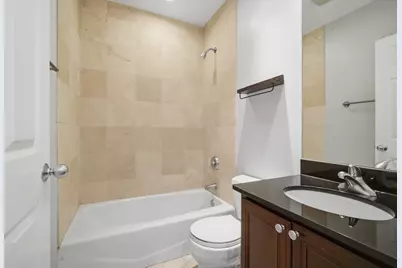 2449 W Foster Avenue #2E, Chicago, IL 60625 - Photo 13