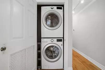 2449 W Foster Avenue #2E, Chicago, IL 60625 - Photo 19