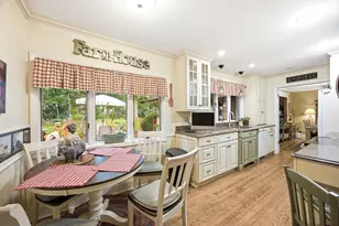 1215 Forest Dr, Elgin, IL 60123 - Photo 9