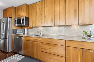 5415 N Sheridan Rd, Chicago, IL 60640 - Photo 9