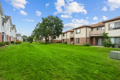 1727 W Hawkes Street #8, Arlington Heights, IL 60004 - Photo 27