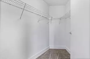 510 W Erie St, Chicago, IL 60654 - Photo 15
