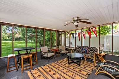 8526 Rockefeller Avenue, Brookfield, IL 60513 - Photo 15