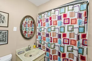8526 Rockefeller Ave, Brookfield, IL 60513 - Photo 13