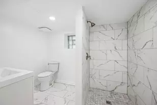 3819 N Kilpatrick Ave, Chicago, IL 60641 - Photo 39