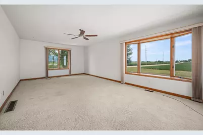13441 Bastian Road, Hinckley, IL 60520 - Photo 27