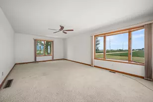13441 Bastian Rd, Hinckley, IL 60520 - Photo 27