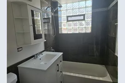 4976 N Milwaukee Avenue #103, Chicago, IL 60630 - Photo 9