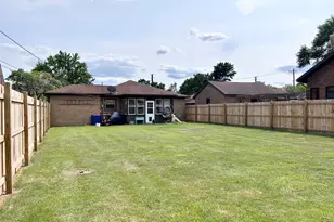 444 W 2nd St, Oglesby, IL 61348 - Photo 13