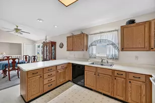 1227 University Dr, Dekalb, IL 60115 - Photo 13
