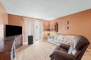 2350 Greenwood Rd, Northbrook, IL 60062 - Photo 15