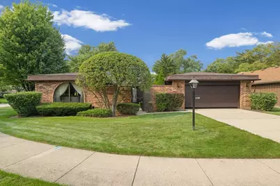 2350 Greenwood Road, Northbrook, IL 60062 - Photo 1