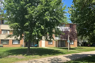 2000 Bayside Dr, Palatine, IL 60074 - Photo 31
