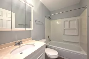 2000 Bayside Dr, Palatine, IL 60074 - Photo 23