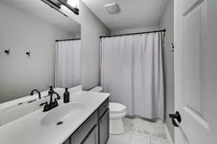 3024 Langston Cir, Saint Charles, IL 60175 - Photo 27