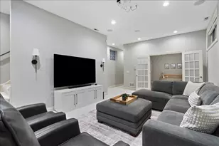 1355 W Erie St, Chicago, IL 60622 - Photo 19