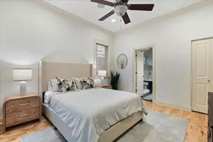 1355 W Erie St, Chicago, IL 60622 - Photo 15