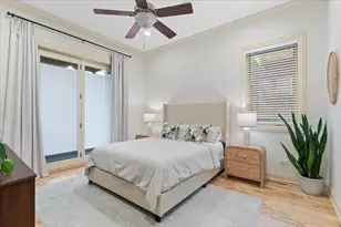 1355 W Erie St, Chicago, IL 60622 - Photo 13
