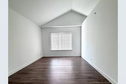 99 Cantal Court, Wheeling, IL 60090 - Photo 11
