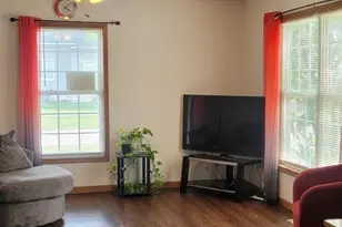 1302 N Champaign St, Champaign, IL 61820 - Photo 23