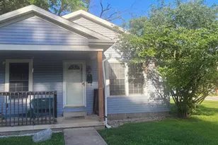 1302 N Champaign St, Champaign, IL 61820 - Photo 7