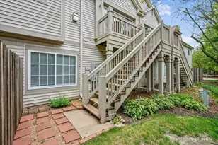 2115 Vanderbilt Dr, Geneva, IL 60134 - Photo 17