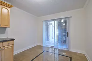 600 S York St, Elmhurst, IL 60126 - Photo 11