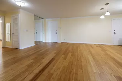 10385 Dearlove Road #1G, Glenview, IL 60025 - Photo 3
