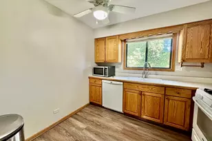 1737 Harrow Ct, Wheaton, IL 60189 - Photo 7