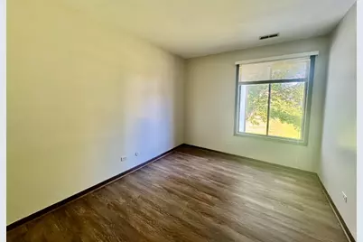 1737 Harrow Court #B, Wheaton, IL 60189 - Photo 11