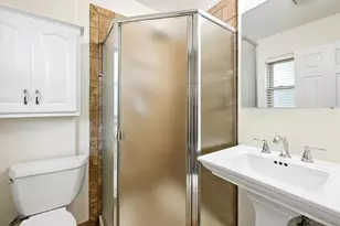 404 S See-Gwun Ave, Mount Prospect, IL 60056 - Photo 17