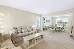 520 Barton Creek Dr, Lake in the Hills, IL 60156 - Photo 5