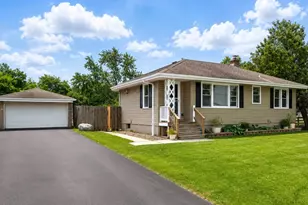 2099 Inverness Ave, Downers Grove, IL 60515 - Photo 1
