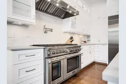 118 S Chandler Avenue, Elmhurst, IL 60126 - Photo 23
