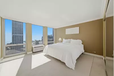 111 E Chestnut Street #42F, Chicago, IL 60611 - Photo 3
