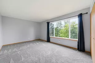 633 Indian Trail Rd, Antioch, IL 60002 - Photo 17