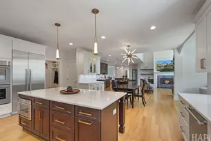 1410 W Newcastle Ct, Inverness, IL 60010 - Photo 31