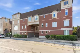 922 Warren Ave, Downers Grove, IL 60515 - Photo 1